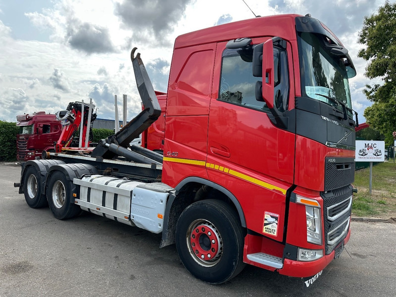 Volvo FH 540 6x4 HOOKLIFT 20T - RETARDER - LIFT AXLE - I-park Cool - SLEEPERCAB - E6 - BE TRUCK - Крюковой мультилифт: фото 1 Volvo FH 540 6x4 HOOKLIFT 20T - RETARDER - LIFT AXLE - I-park Cool - SLEEPERCAB - E6 - BE TRUCK - Крюковой мультилифт: фото 1
