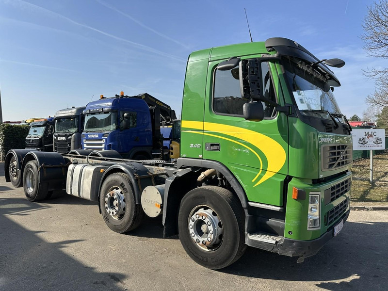 Volvo FM 340 8x2 CHASSIS (7m35) - LIFT+STEERING AXLE - MANUAL GEARBOX - EURO 3 - TÜV 05/2025 - BE TRUCK - Грузовик-шасси: фото 2 Volvo FM 340 8x2 CHASSIS (7m35) - LIFT+STEERING AXLE - MANUAL GEARBOX - EURO 3 - TÜV 05/2025 - BE TRUCK - Грузовик-шасси: фото 2