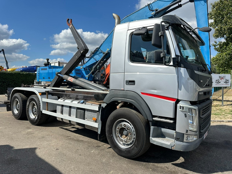 Volvo FM 420 6x4 AJK HOOKLIFT / HAAK 20T - 5760mm - WB 3m90 - HUB REDUCTION / STEEL SUSPENSION - EURO 6 - BE TRUCK - Крюковой мультилифт: фото 1 Volvo FM 420 6x4 AJK HOOKLIFT / HAAK 20T - 5760mm - WB 3m90 - HUB REDUCTION / STEEL SUSPENSION - EURO 6 - BE TRUCK - Крюковой мультилифт: фото 1