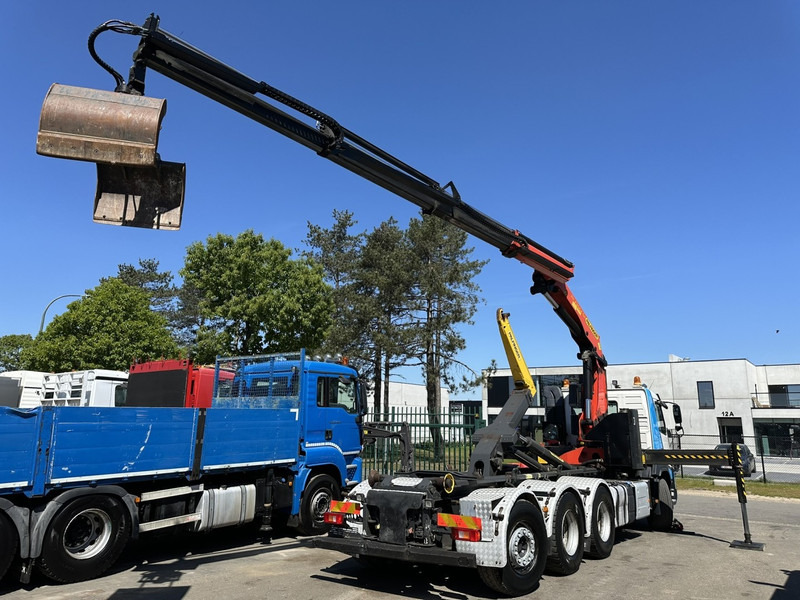 Volvo FMX 460 8x4 TRIDEM HOOKLIFT + CRANE PK 23002 SH + GRABBER / ROTATOR - EURO 6 - LIFT + STEERING AXLE - *374.000km* - EXT BUMPER - Крюковой мультилифт, Автоманипулятор: фото 5 Volvo FMX 460 8x4 TRIDEM HOOKLIFT + CRANE PK 23002 SH + GRABBER / ROTATOR - EURO 6 - LIFT + STEERING AXLE - *374.000km* - EXT BUMPER - Крюковой мультилифт, Автоманипулятор: фото 5