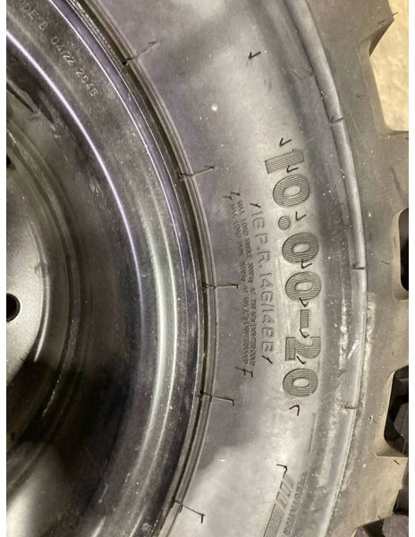 Apollo 1000 x 20 Set / 10.00 x 20: 4x2 Tyres - Шины и диски для Строительной техники: фото 2 Apollo 1000 x 20 Set / 10.00 x 20: 4x2 Tyres - Шины и диски для Строительной техники: фото 2