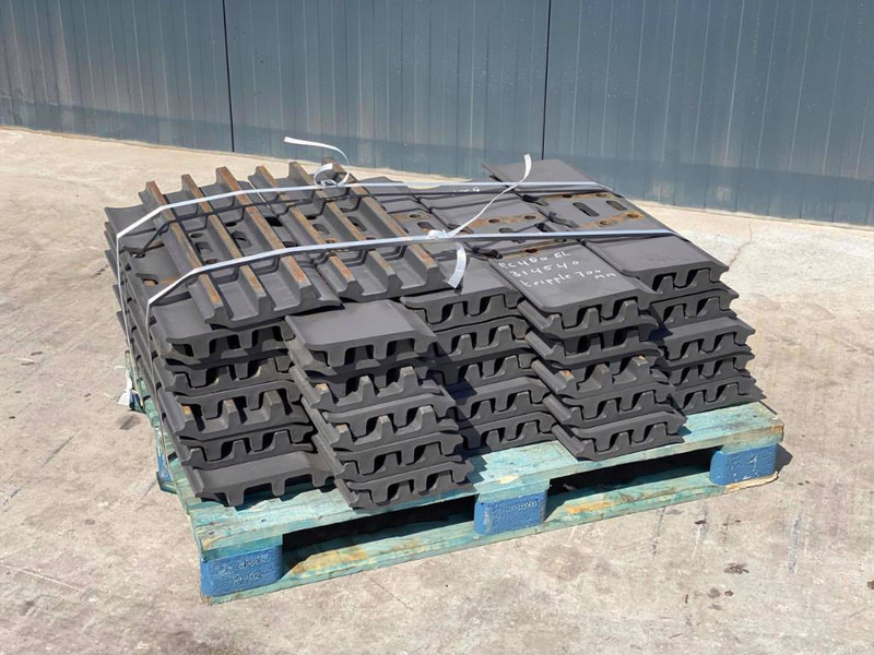 Case CX330 / CX350 Shoes/Pads - Рама/ Шасси для Строительной техники: фото 2 Case CX330 / CX350 Shoes/Pads - Рама/ Шасси для Строительной техники: фото 2