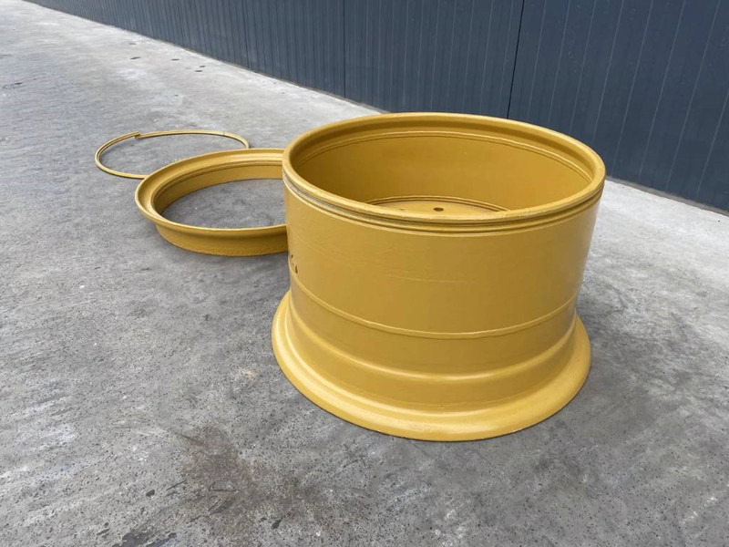 Cat 140H / 140M / 140K / 160H / 160M Rim - Шины и диски для Строительной техники: фото 5 Cat 140H / 140M / 140K / 160H / 160M Rim - Шины и диски для Строительной техники: фото 5
