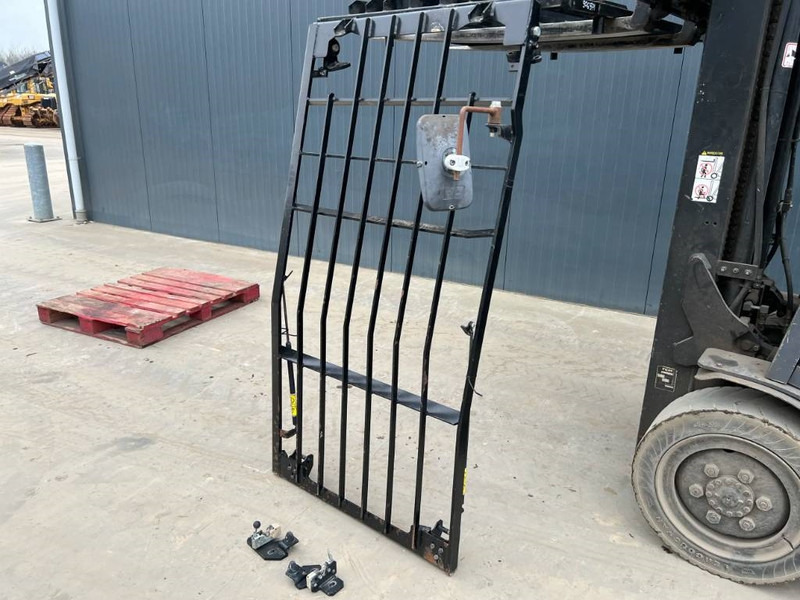 Cat 312D / 315D / 319D / 320D / 324D / 329D / 330D / 3 - Кабина и интерьер для Строительной техники: фото 3 Cat 312D / 315D / 319D / 320D / 324D / 329D / 330D / 3 - Кабина и интерьер для Строительной техники: фото 3