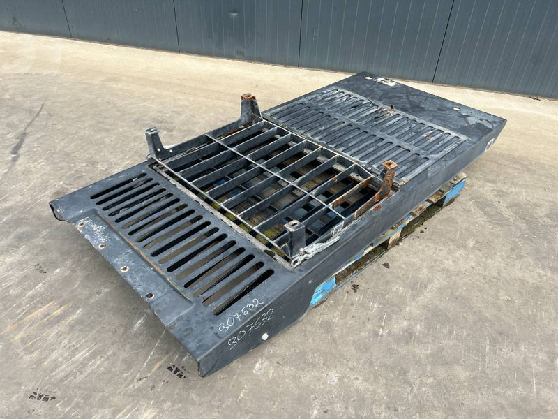 Cat 313E / M315F / 320F / 323E / 325F / 329E/ 330F / 3 - Кабина и интерьер для Строительной техники: фото 1 Cat 313E / M315F / 320F / 323E / 325F / 329E/ 330F / 3 - Кабина и интерьер для Строительной техники: фото 1