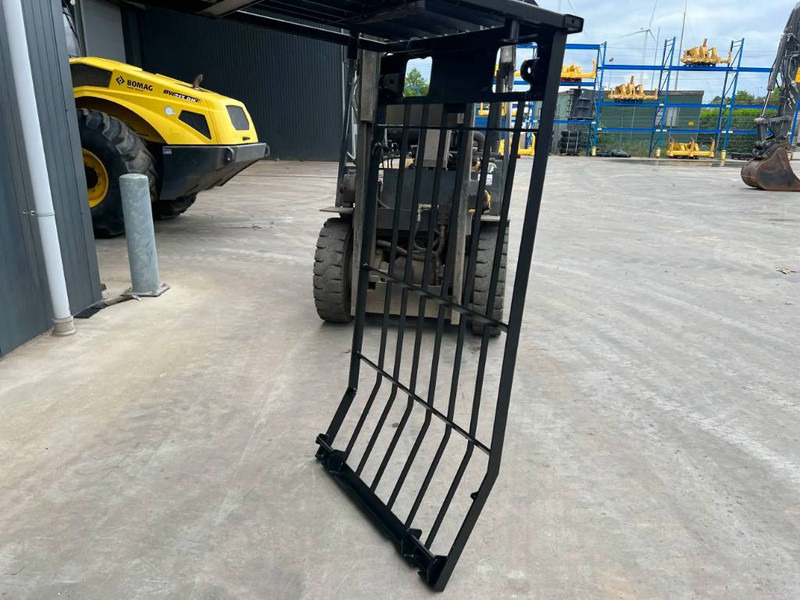 Cat 323D Guard - Кабина и интерьер для Строительной техники: фото 3 Cat 323D Guard - Кабина и интерьер для Строительной техники: фото 3