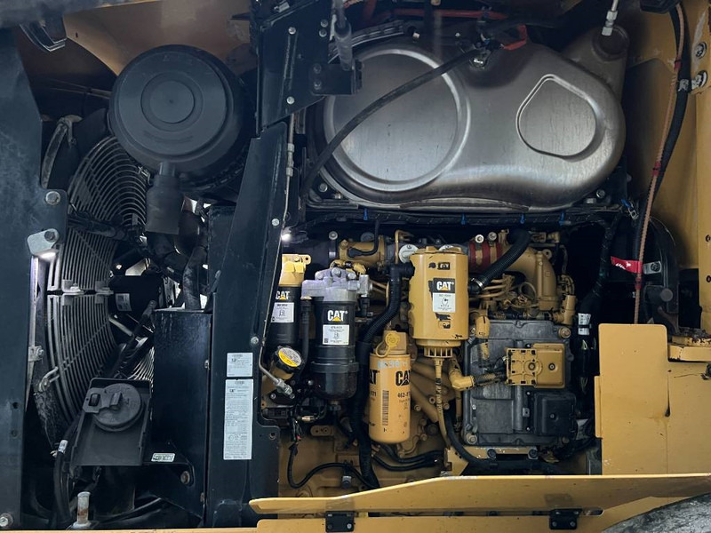 Cat 930M - Колёсный погрузчик: фото 2 Cat 930M - Колёсный погрузчик: фото 2