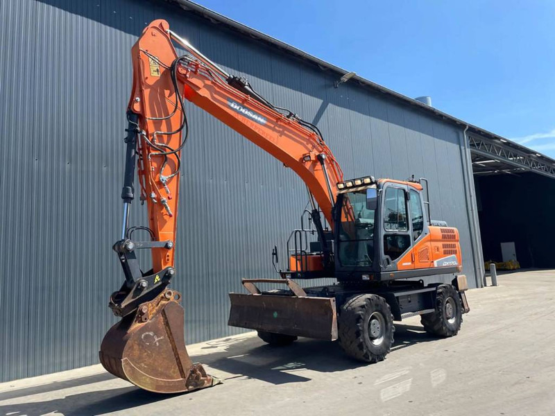 Doosan DX170W-5 - Колёсный экскаватор: фото 1 Doosan DX170W-5 - Колёсный экскаватор: фото 1