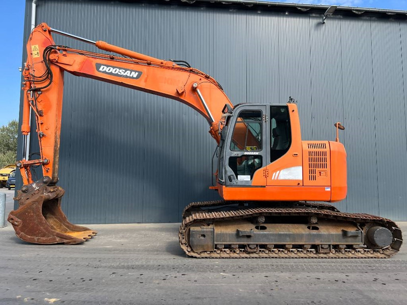 Doosan DX235LCR - Гусеничный экскаватор: фото 2 Doosan DX235LCR - Гусеничный экскаватор: фото 2