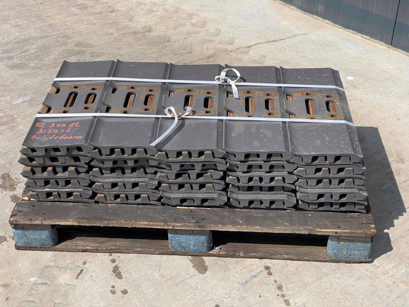 Hitachi EX270 / EX300 / EX310 Shoes/Pads - Рама/ Шасси для Строительной техники: фото 4 Hitachi EX270 / EX300 / EX310 Shoes/Pads - Рама/ Шасси для Строительной техники: фото 4