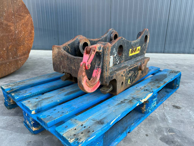 OilQuick OQ65 - 311F / 313F / 315F - Сцепное устройство для Строительной техники: фото 1 OilQuick OQ65 - 311F / 313F / 315F - Сцепное устройство для Строительной техники: фото 1