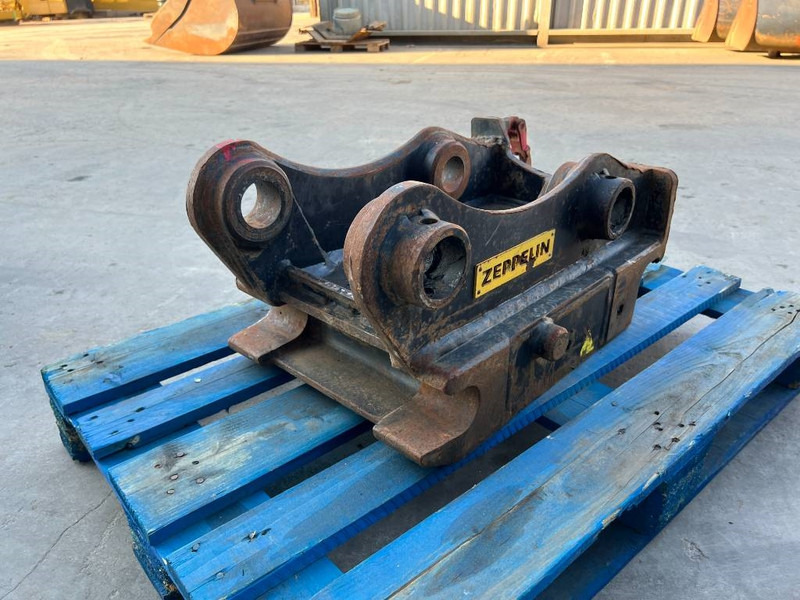 OilQuick OQ65 - 311F / 313F / 315F - Сцепное устройство для Строительной техники: фото 4 OilQuick OQ65 - 311F / 313F / 315F - Сцепное устройство для Строительной техники: фото 4