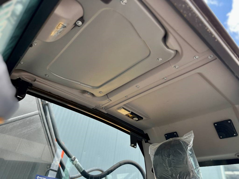 Новый Гусеничный экскаватор Volvo EC210: фото 19