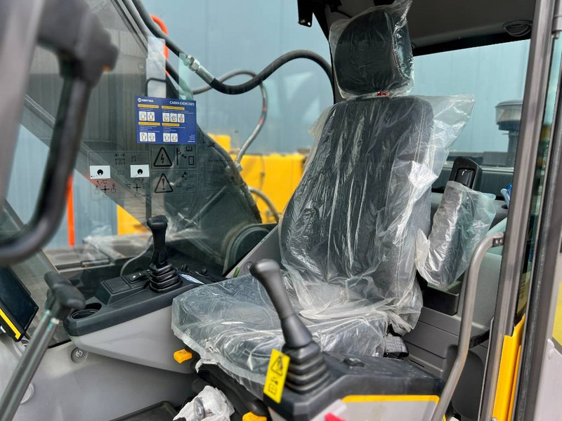 Новый Гусеничный экскаватор Volvo EC210: фото 18