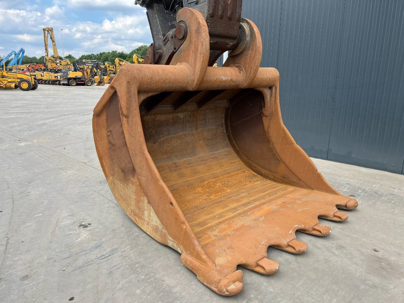 Гусеничный экскаватор Volvo EC750E L: фото 12