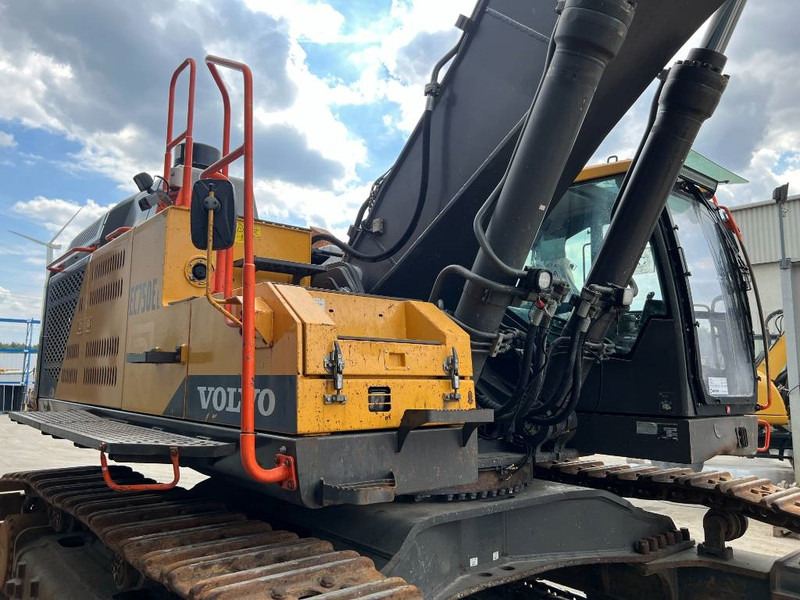 Гусеничный экскаватор Volvo EC750E L: фото 10