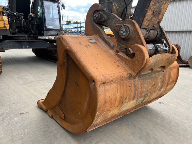 Гусеничный экскаватор Volvo EC750E L: фото 13