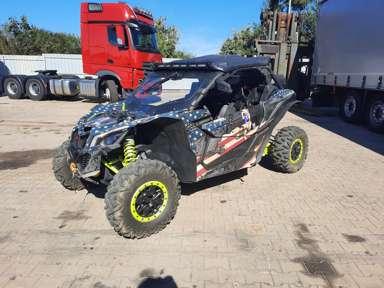 CAN-AM Maverick X3 XDS z homologacją - Квадроцикл: фото 3 CAN-AM Maverick X3 XDS z homologacją - Квадроцикл: фото 3