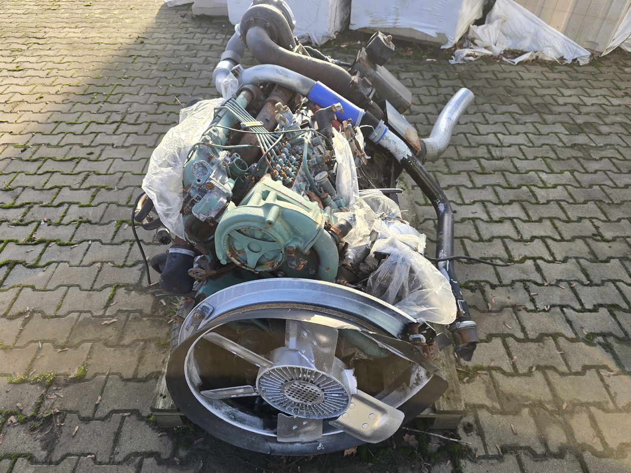 VOLVO D61 Turbo - Другая техника: фото 5 VOLVO D61 Turbo - Другая техника: фото 5