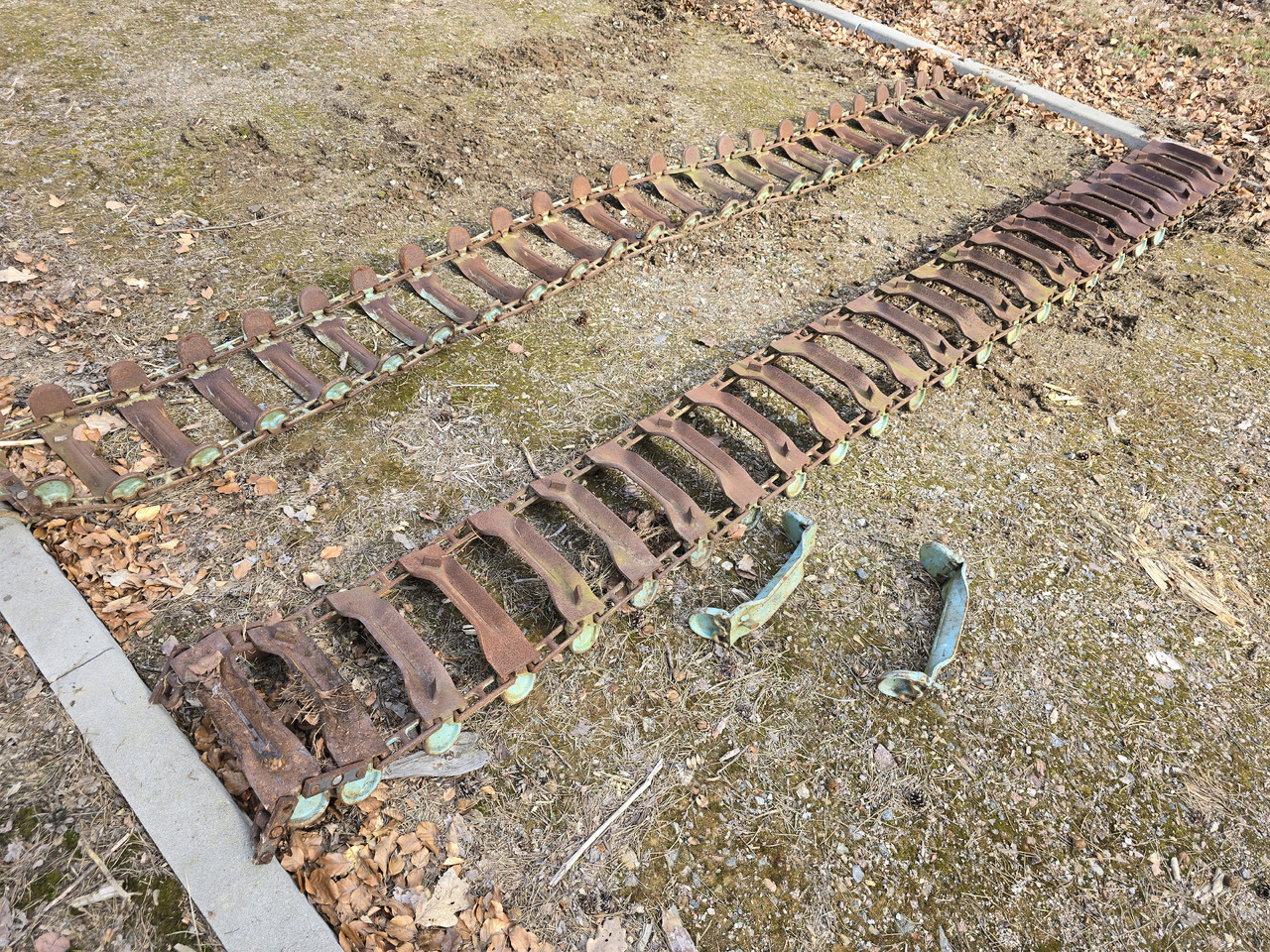 Gąsienice 400/60-15.5 - Гусеница для Лесозаготовительной техники: фото 4 Gąsienice 400/60-15.5 - Гусеница для Лесозаготовительной техники: фото 4