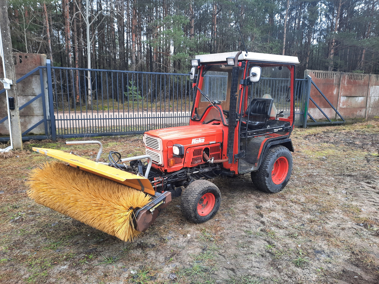 HAKO Hakotrac 2250 DA - Трактор: фото 2 HAKO Hakotrac 2250 DA - Трактор: фото 2