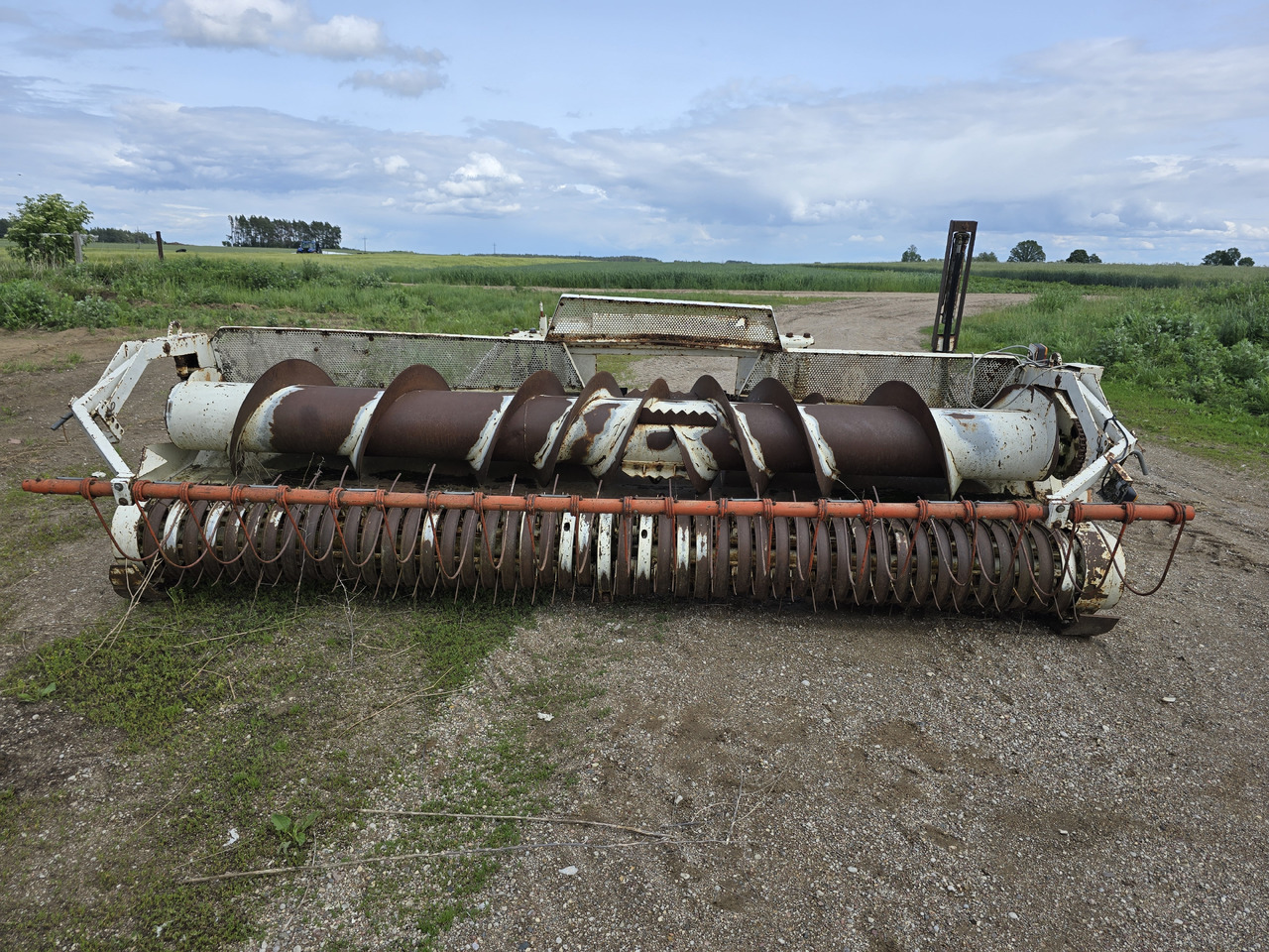 IDASS UNIVERSEL RG-4,17 (RC-4,17) - Оборудование для кормоуборочного комбайна: фото 3 IDASS UNIVERSEL RG-4,17 (RC-4,17) - Оборудование для кормоуборочного комбайна: фото 3