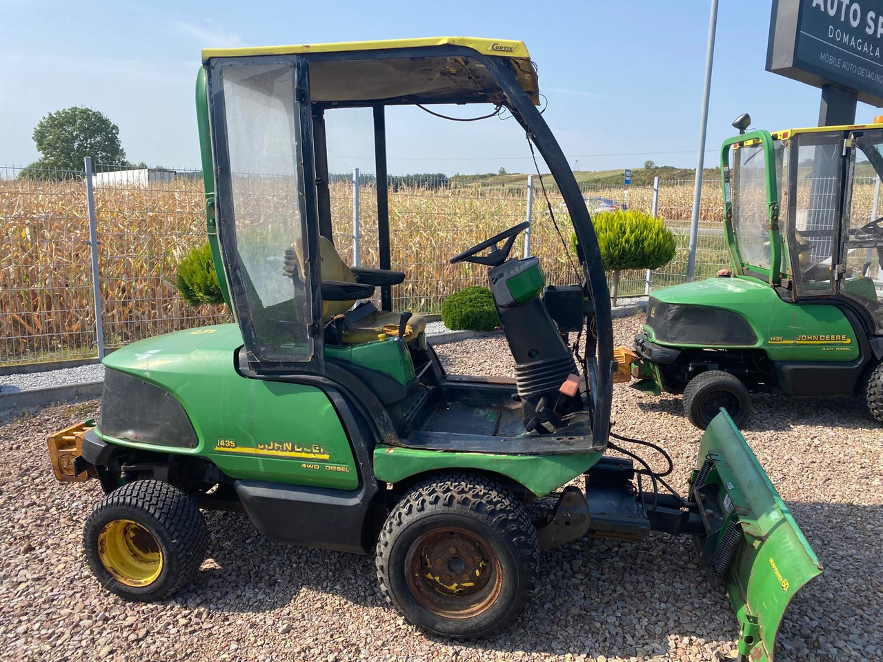 John Deere 1435 4WD Diesel - Коммунальный трактор: фото 2 John Deere 1435 4WD Diesel - Коммунальный трактор: фото 2