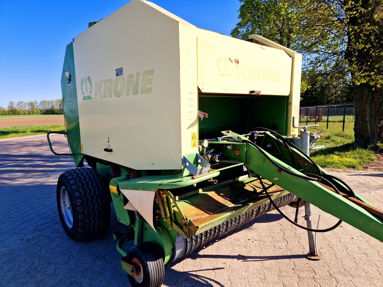 KRONE Vario Pack 1500 - Пресс-подборщик рулонный: фото 1 KRONE Vario Pack 1500 - Пресс-подборщик рулонный: фото 1