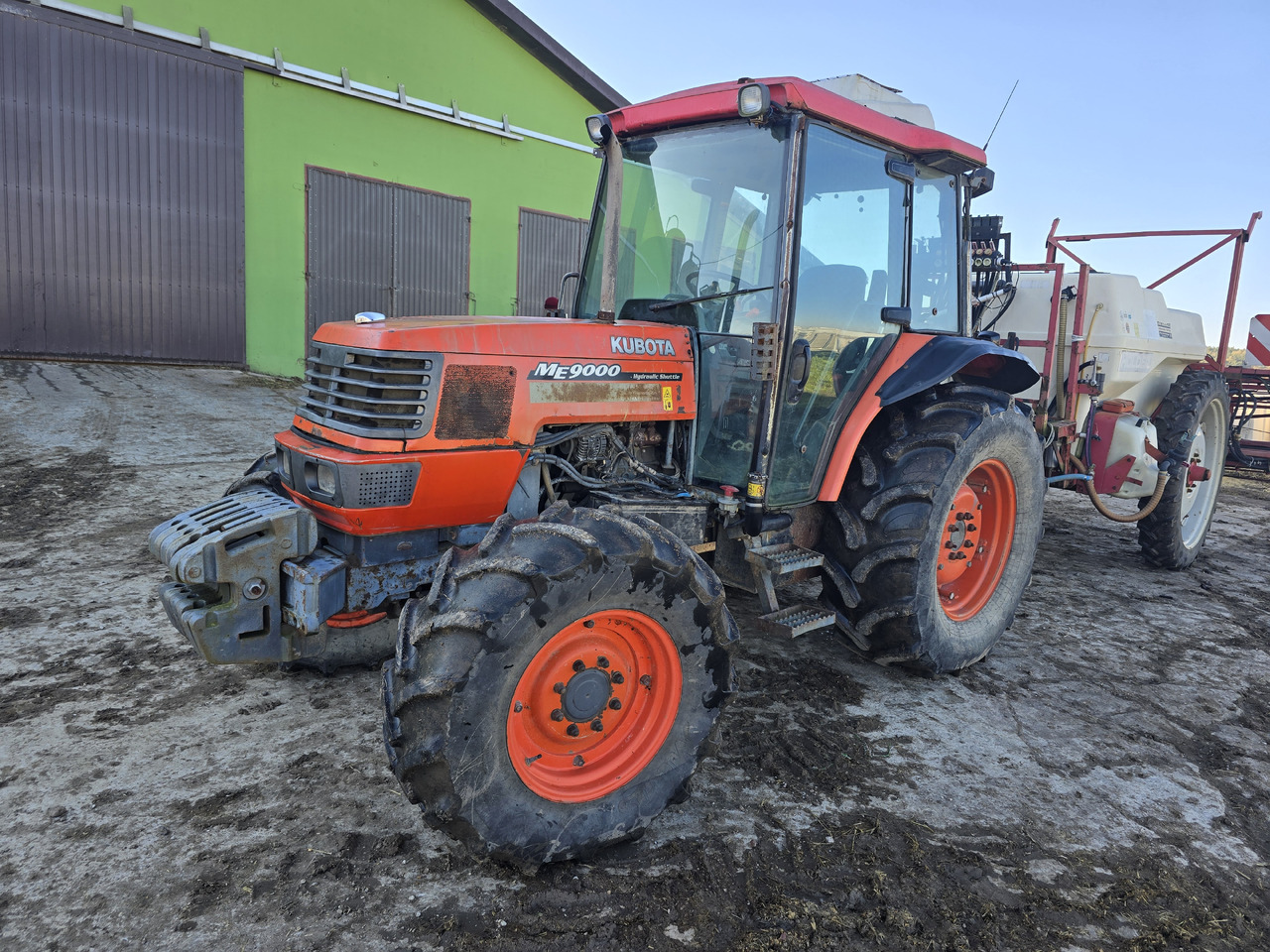 KUBOTA ME9000 - Трактор: фото 1 KUBOTA ME9000 - Трактор: фото 1