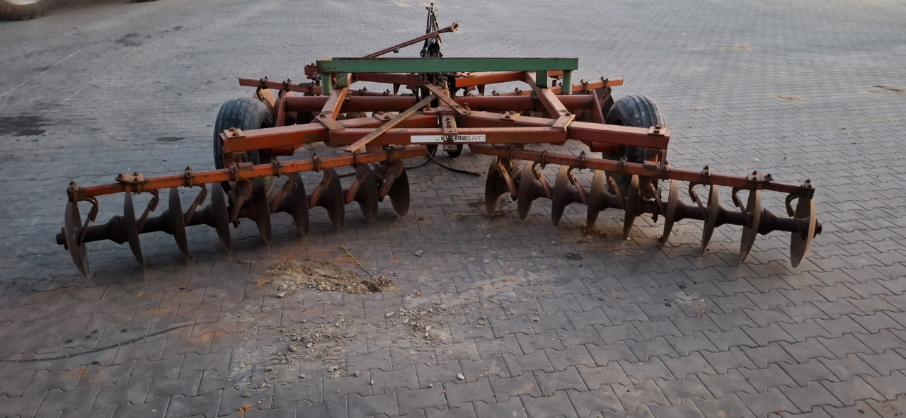 KVERNELAND 4 m - Дисковая борона: фото 3 KVERNELAND 4 m - Дисковая борона: фото 3