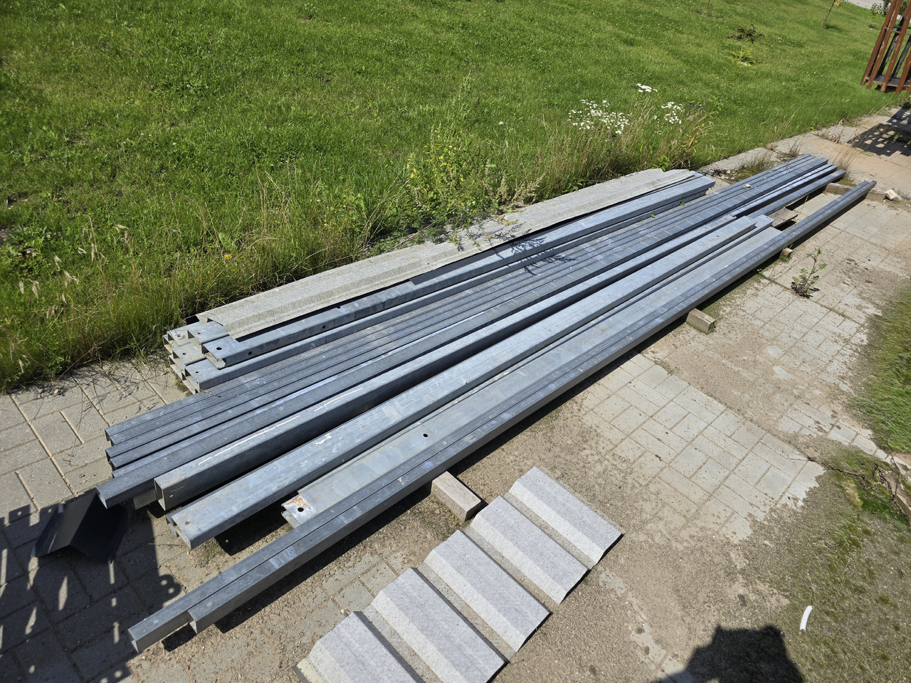 Konstrukcja hali / wiaty stalowej 8 m x 5 m (40 m2) ocynkowana NOWA - Строительное оборудование: фото 4 Konstrukcja hali / wiaty stalowej 8 m x 5 m (40 m2) ocynkowana NOWA - Строительное оборудование: фото 4