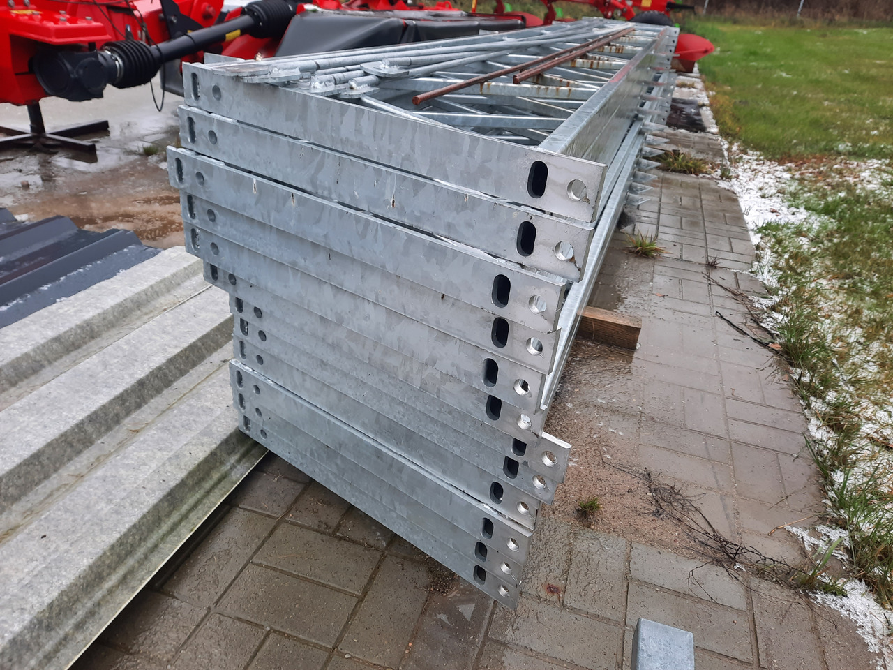 Konstrukcja hali / wiaty stalowej 8 m x 5 m (40 m2) ocynkowana NOWA - Строительное оборудование: фото 3 Konstrukcja hali / wiaty stalowej 8 m x 5 m (40 m2) ocynkowana NOWA - Строительное оборудование: фото 3