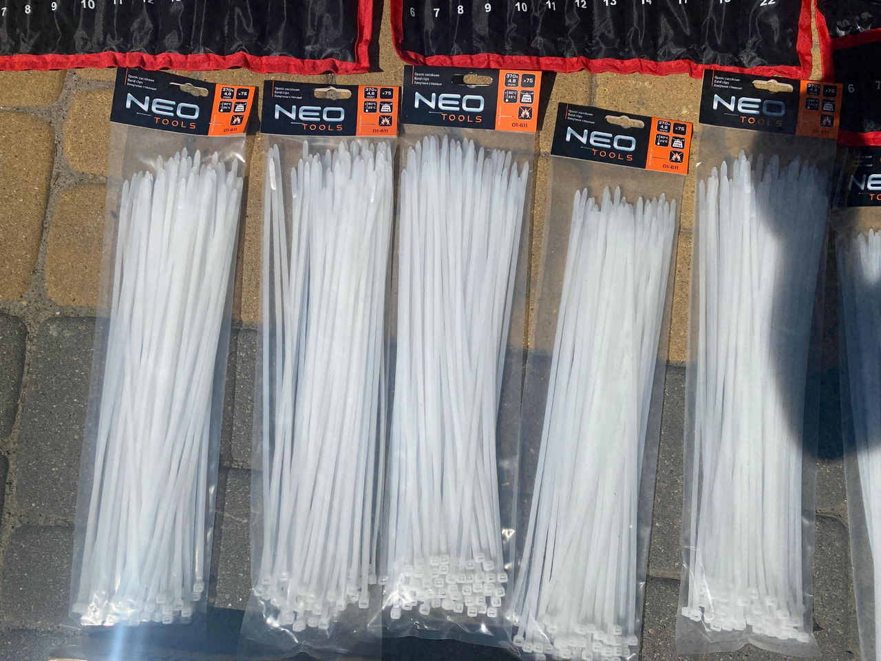 Neo Tools, Qtechnic narzedzia, klucze, opaski, młotek - Оборудование для гаражей/ Мастерских: фото 4 Neo Tools, Qtechnic narzedzia, klucze, opaski, młotek - Оборудование для гаражей/ Мастерских: фото 4