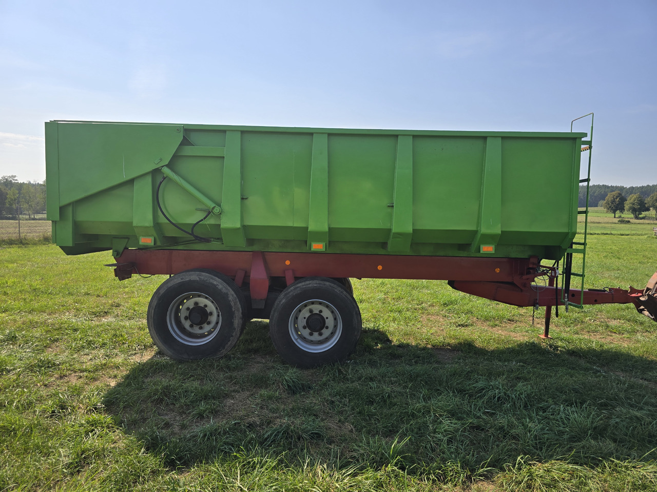 WARFARMA T141/1 - Сельскохозяйственный прицеп-самосвал: фото 3 WARFARMA T141/1 - Сельскохозяйственный прицеп-самосвал: фото 3