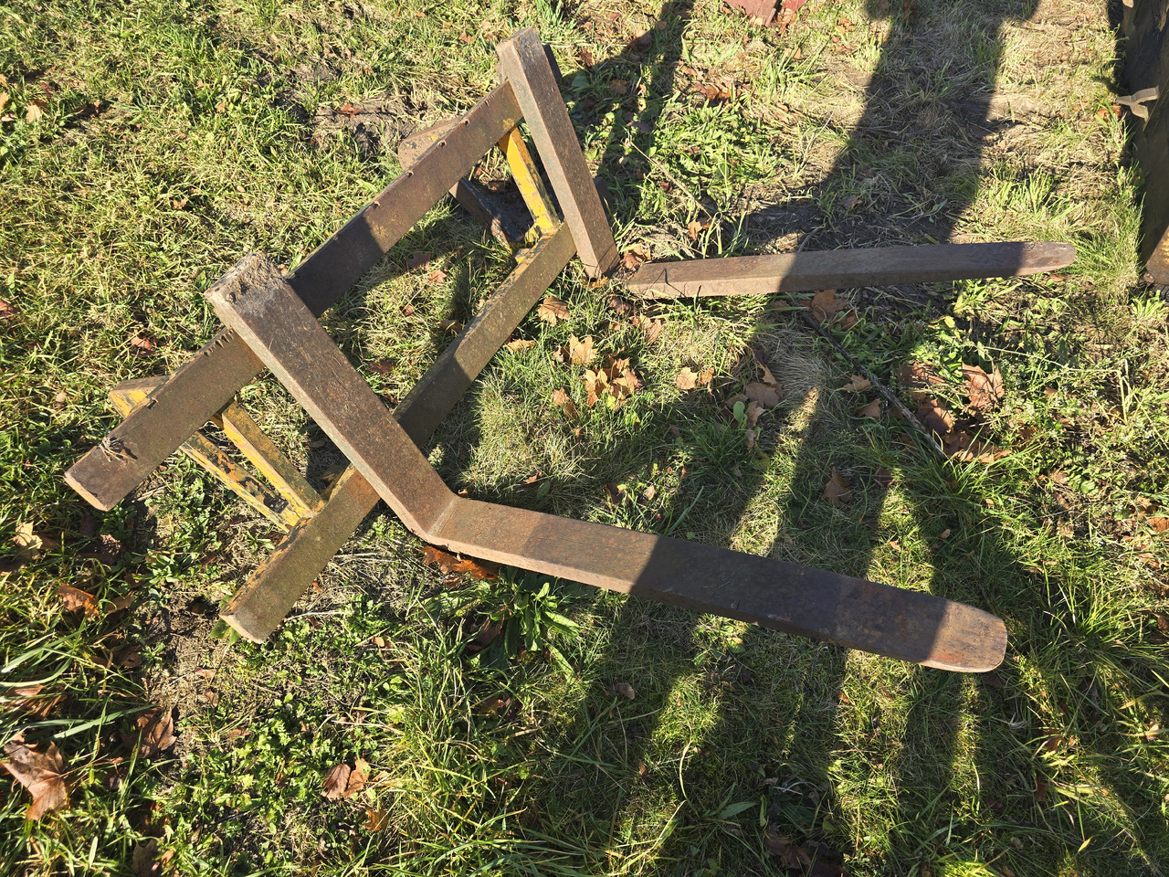 Widły 100 cm - Вилы: фото 1 Widły 100 cm - Вилы: фото 1