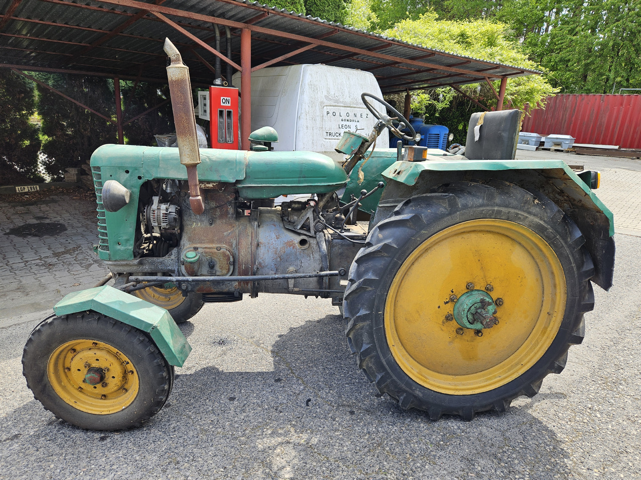 Zetor 25 - Трактор: фото 3 Zetor 25 - Трактор: фото 3