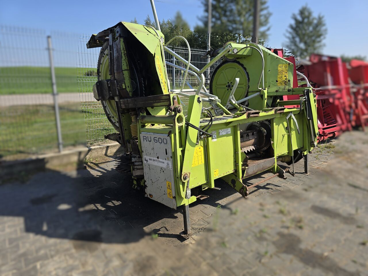 Claas RU600 - Кормоуборочный комбайн: фото 1 Claas RU600 - Кормоуборочный комбайн: фото 1