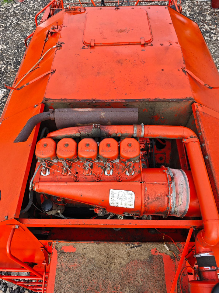 Deutz-fahr M 1080 - Зерноуборочный комбайн: фото 3 Deutz-fahr M 1080 - Зерноуборочный комбайн: фото 3