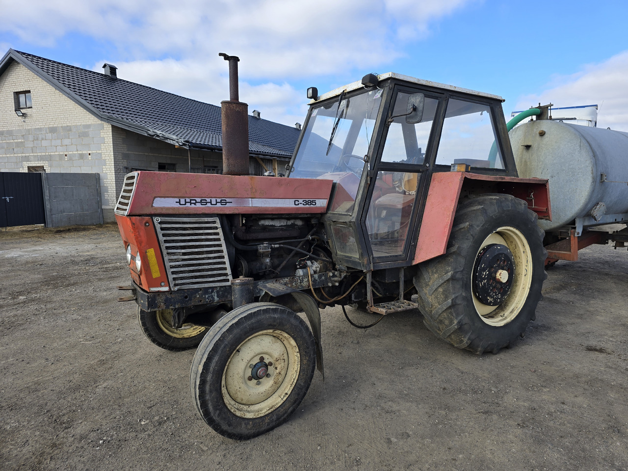 Ursus C-385 - Трактор: фото 1 Ursus C-385 - Трактор: фото 1
