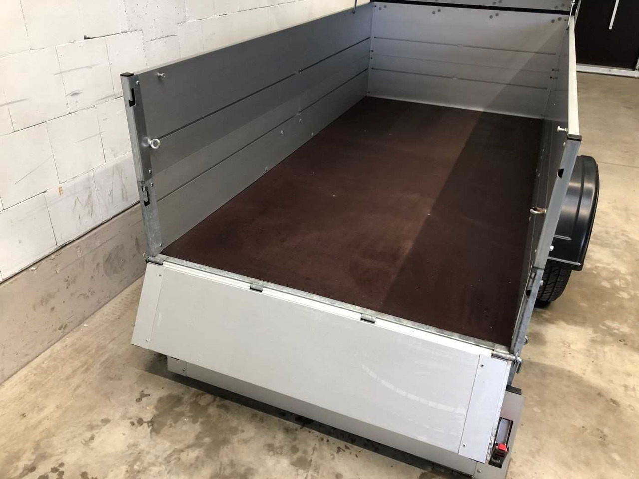 ANSSEMS GTB 1200 VT1 Deckelanhänger - Прицеп для легкового автомобиля: фото 5 ANSSEMS GTB 1200 VT1 Deckelanhänger - Прицеп для легкового автомобиля: фото 5