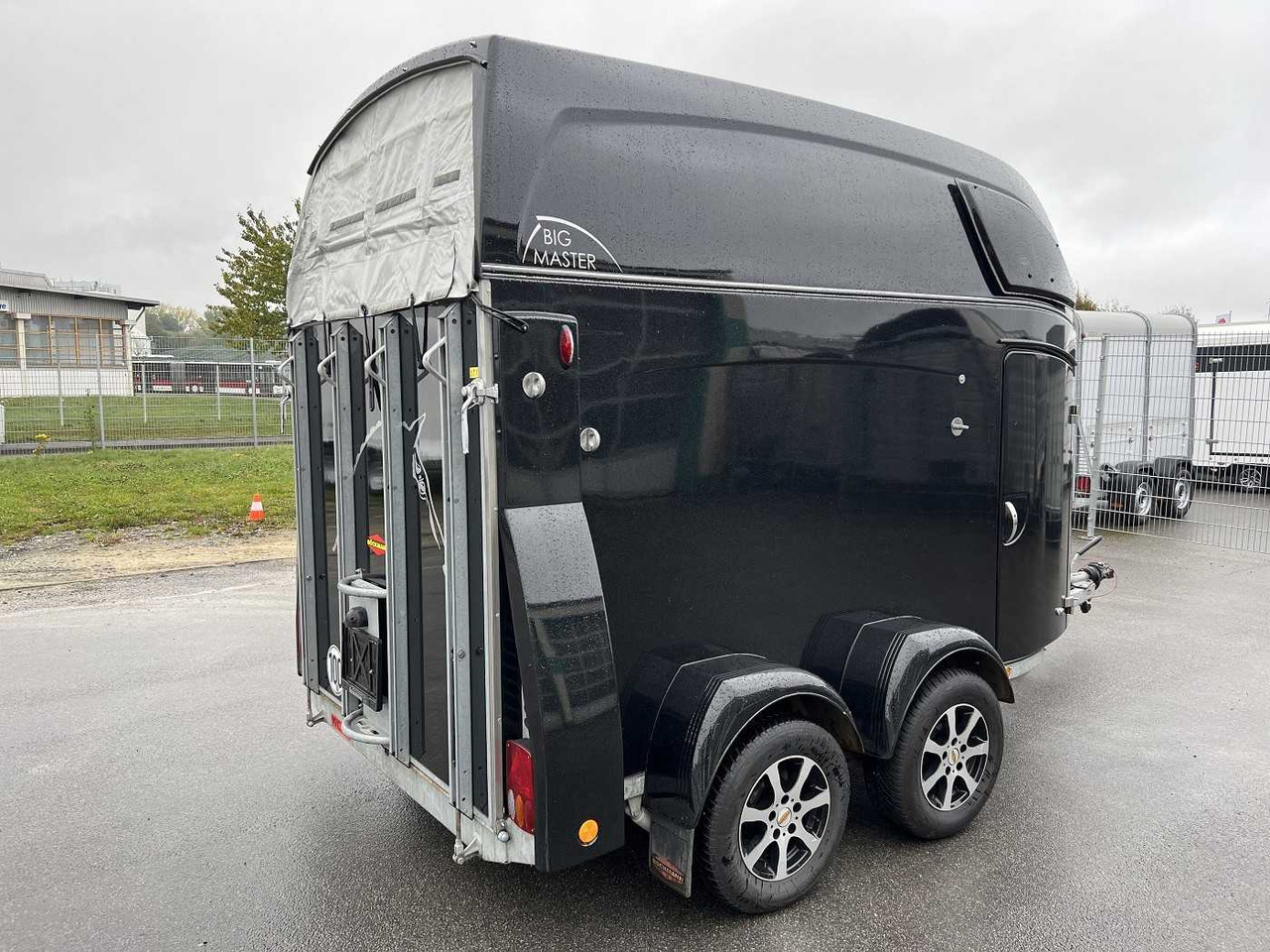 BOECKMANN Big Master WCF anthrazit Pferdeanhänger - Прицеп-коневоз: фото 3 BOECKMANN Big Master WCF anthrazit Pferdeanhänger - Прицеп-коневоз: фото 3