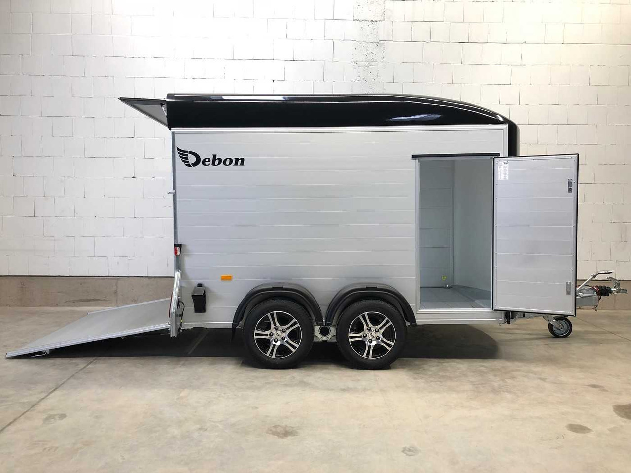 CHEVAL LIBERTE DEBON C500 Roadster Alu-Felgen Kofferanhänger - Прицеп для мотоцикла: фото 1 CHEVAL LIBERTE DEBON C500 Roadster Alu-Felgen Kofferanhänger - Прицеп для мотоцикла: фото 1