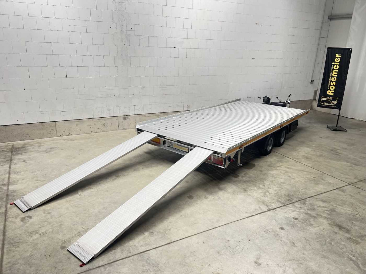 GROMEX L2-3000-4.55 Autotransporter - Прицеп-автовоз: фото 1 GROMEX L2-3000-4.55 Autotransporter - Прицеп-автовоз: фото 1