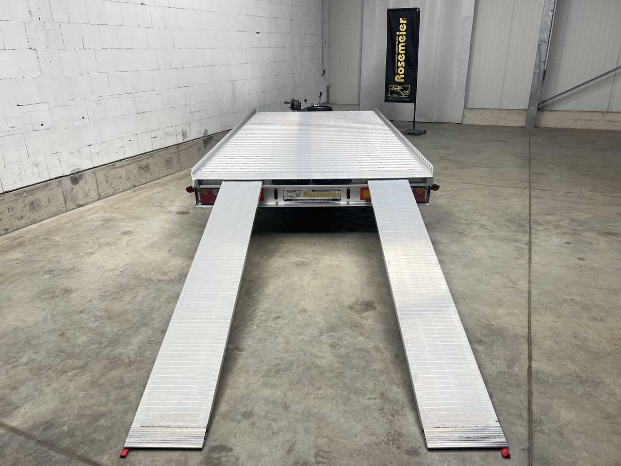 GROMEX L2-3000-4.55 Autotransporter - Прицеп-автовоз: фото 5 GROMEX L2-3000-4.55 Autotransporter - Прицеп-автовоз: фото 5