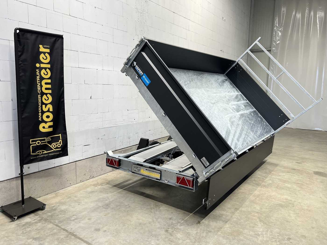 HAPERT Cobalt HM-2+ Dreiseitenkipper - Самосвальный прицеп: фото 5 HAPERT Cobalt HM-2+ Dreiseitenkipper - Самосвальный прицеп: фото 5