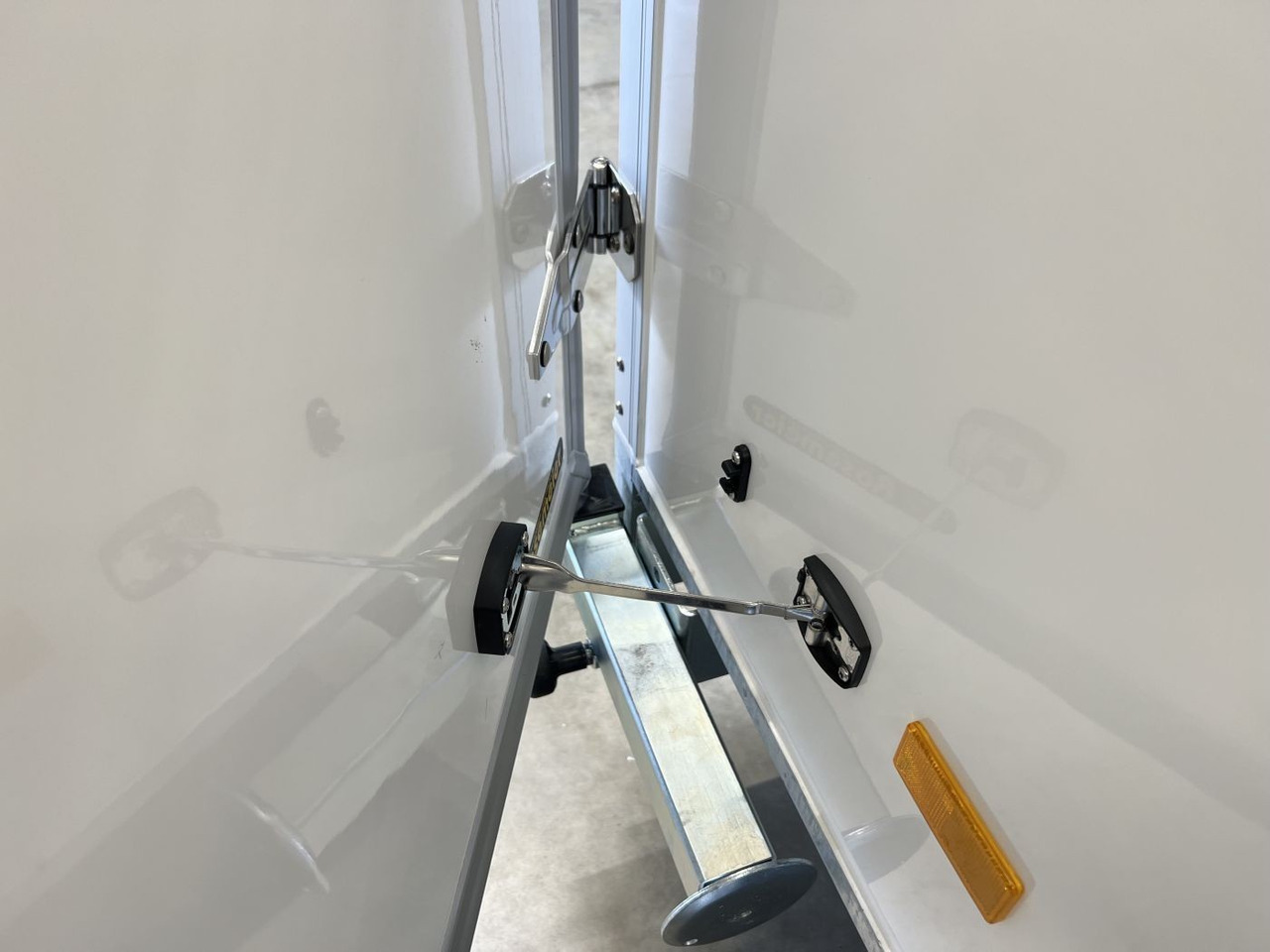 Новый Прицеп-рефрижератор HAPERT Sapphire L-2 Kühlanhänger: фото 15