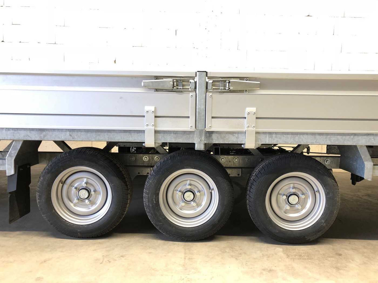 Новый Прицеп для легкового автомобиля HULCO Medax-3 3500 Hochlader: фото 14
