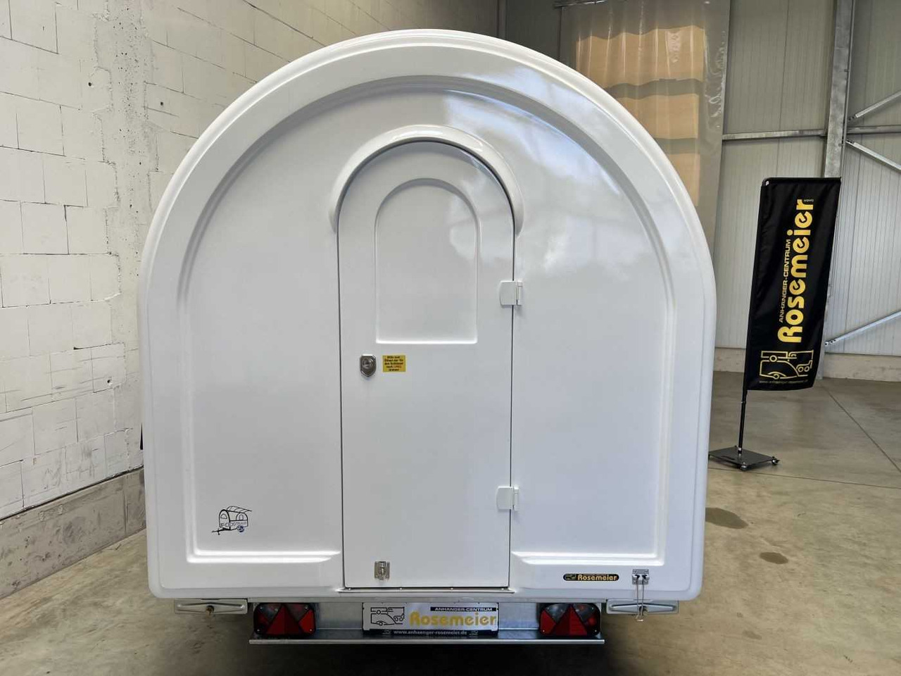 TPV Foodtrailer Modell 2.0 Verkaufsanhänger - Прицеп: фото 3 TPV Foodtrailer Modell 2.0 Verkaufsanhänger - Прицеп: фото 3