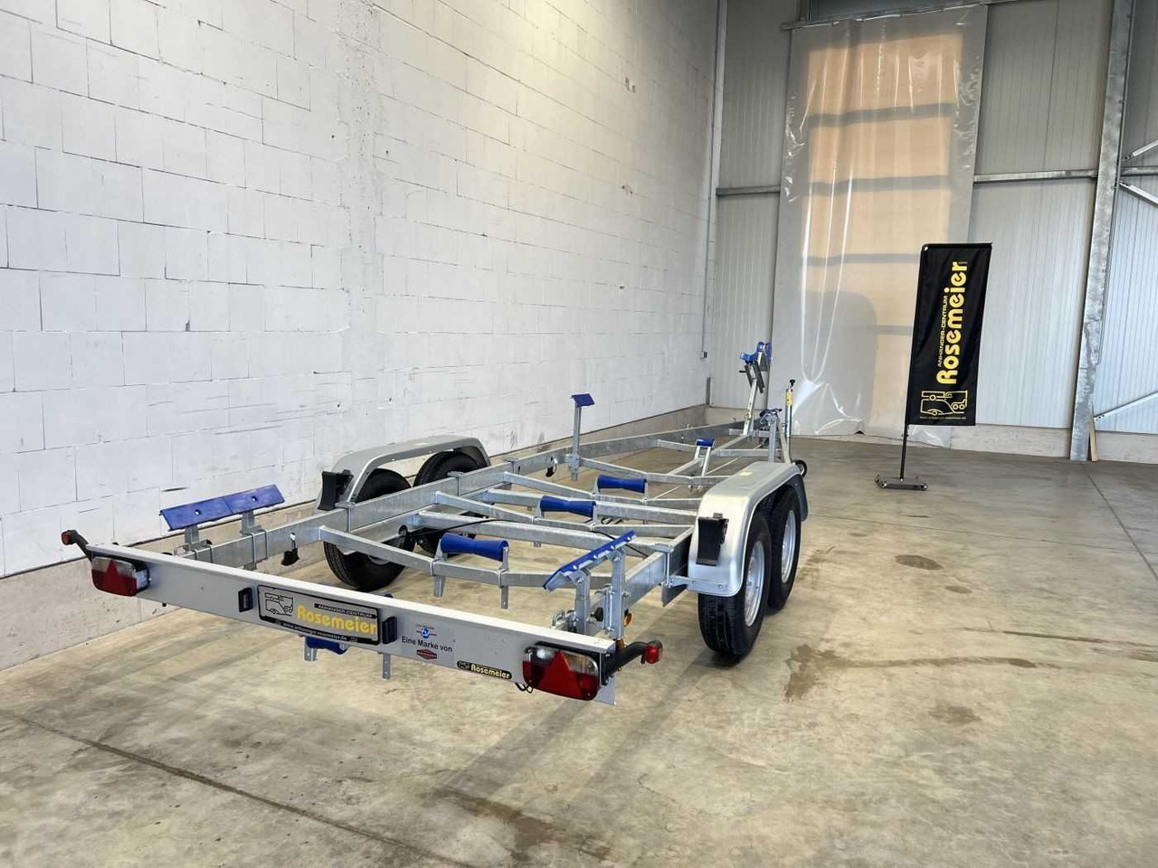 TPV BA2700-L 100 Bootsanhänger - Лодочный прицеп: фото 2 TPV BA2700-L 100 Bootsanhänger - Лодочный прицеп: фото 2