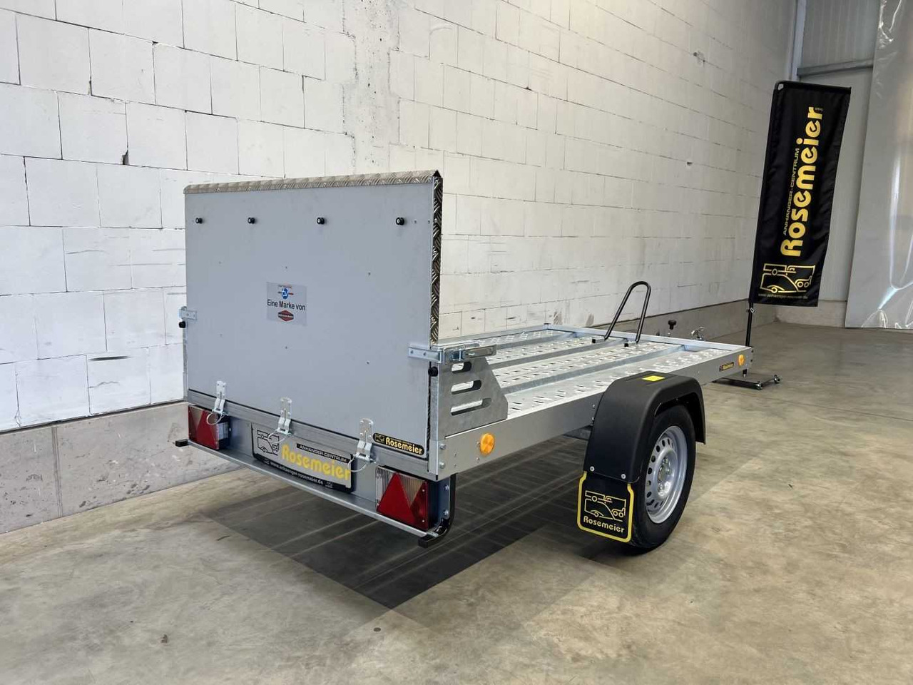 TPV KD-MUT3 Motorradanhänger - Прицеп для мотоцикла: фото 2 TPV KD-MUT3 Motorradanhänger - Прицеп для мотоцикла: фото 2